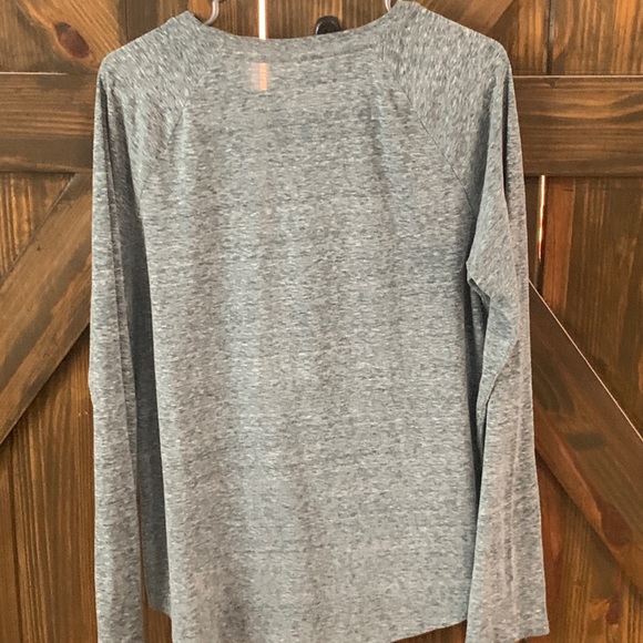 Roots long sleeve T - Picture 2 of 2